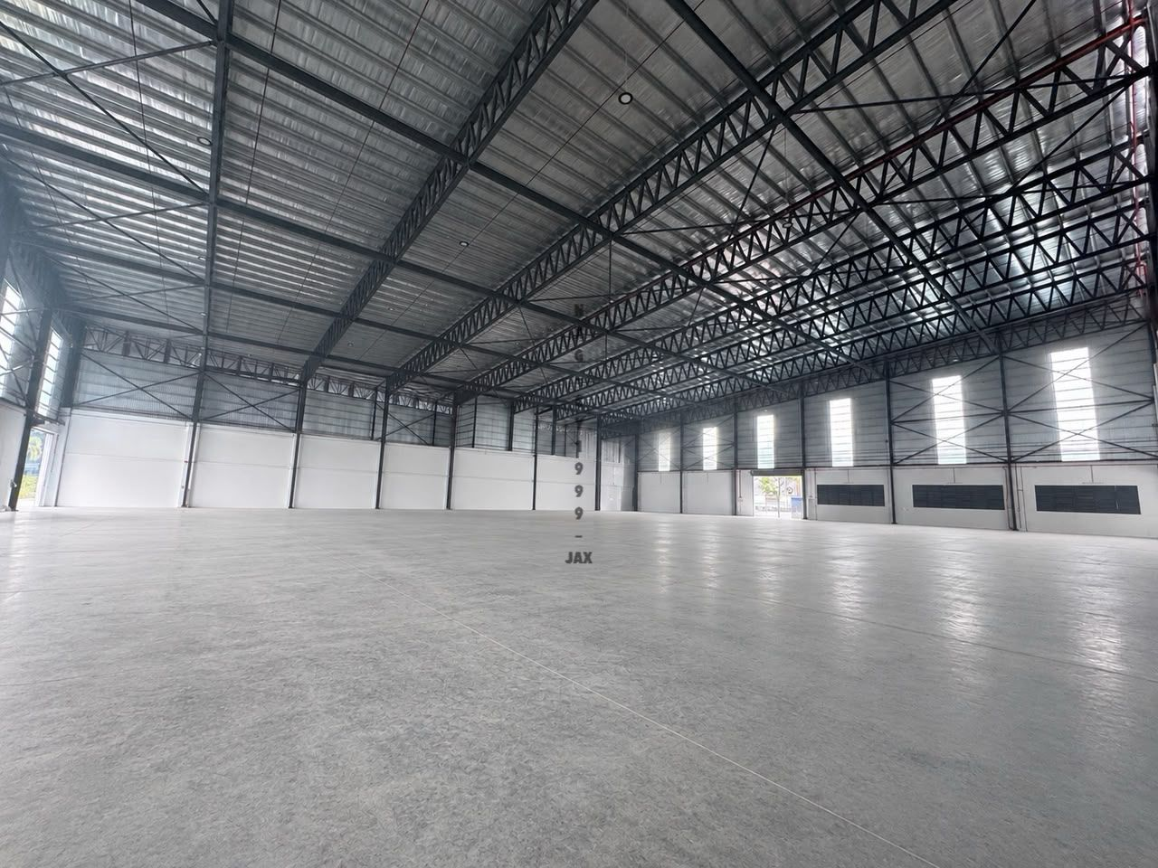 Kota Kemuning Industrial Park — Detached Warehouse For Rent — supplied photo 4
