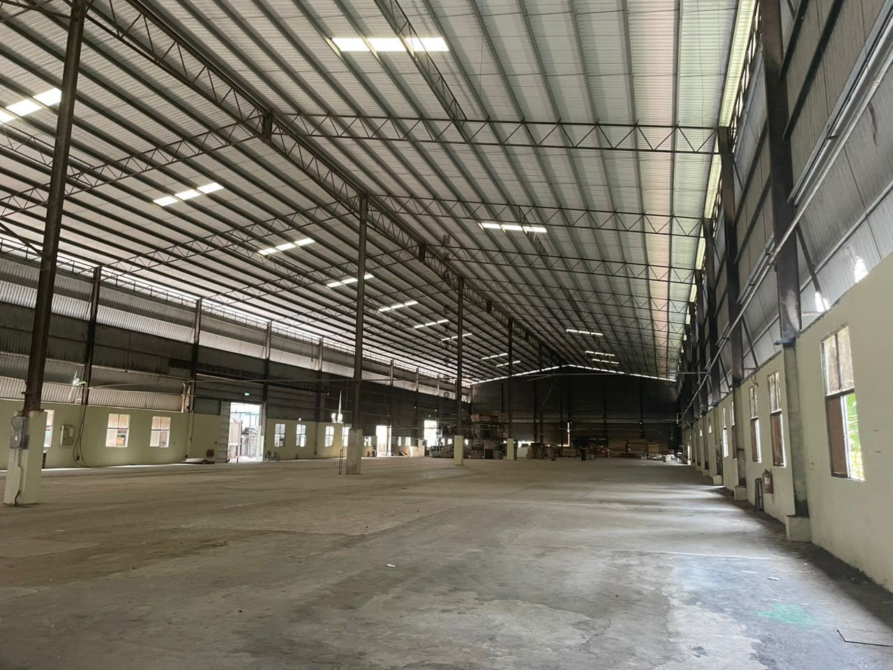Jeram Kapar Batu 14 — Shared Warehouse For Rent — supplied photo 5 (Sample Photos Only)
