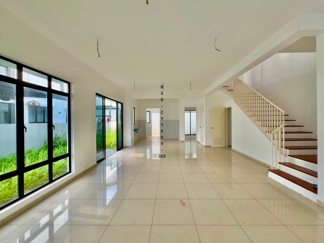 Bywater Setia Utama 4 — Brand New Semi-Detached House For Sale — supplied photo 1 (Sample Photos Only)