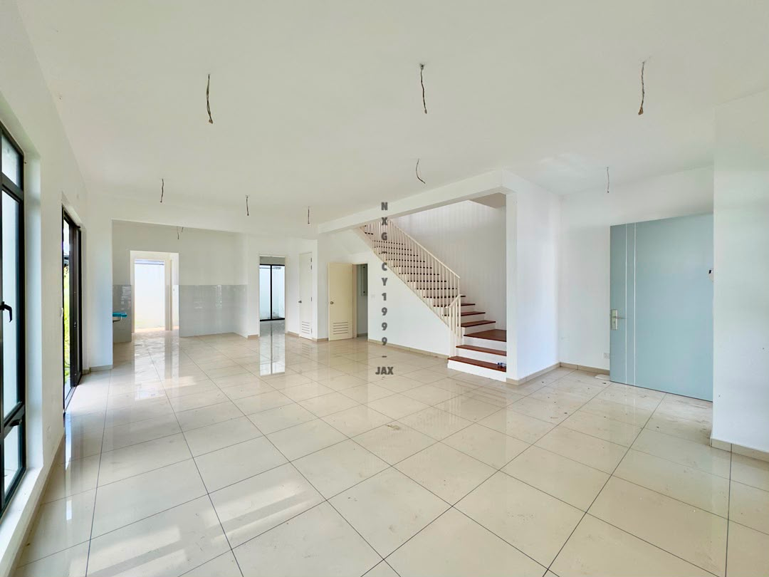 Bywater Setia Utama 4 — Brand New Semi-Detached House For Sale — supplied photo 2 (Sample Photos Only)