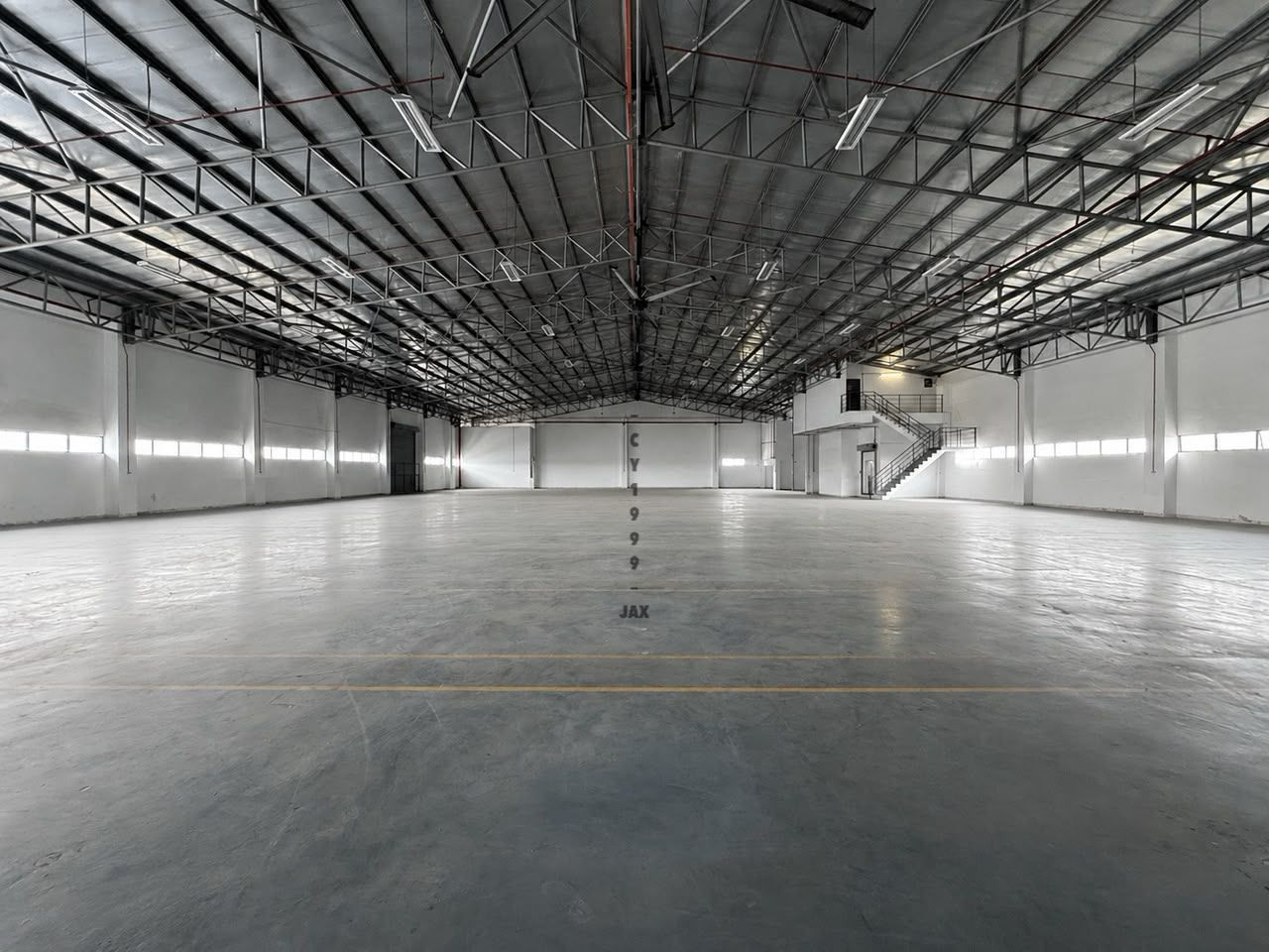 Bukit Jelutong — Corner Detached Warehouse For Rent — supplied photo 6