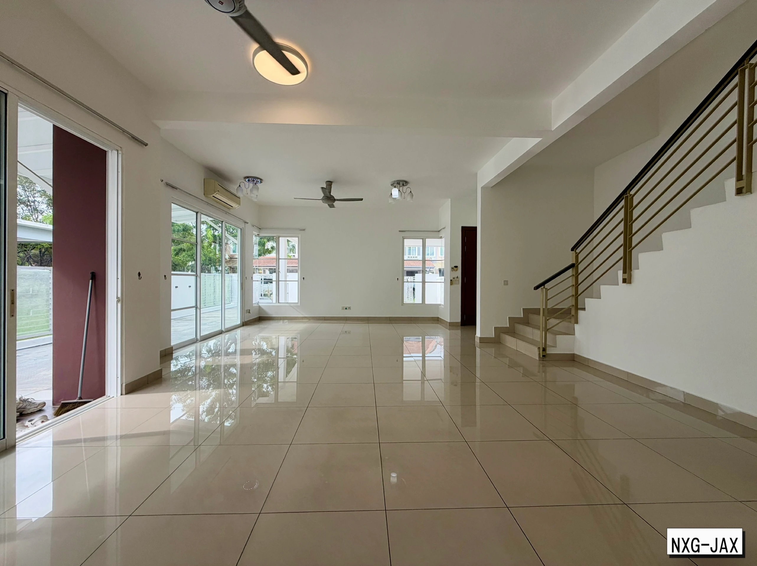 Setia Damai 15 Setia Alam — Basic Double-Storey Semi-Detached House For Sale — owner-supplied photo 3