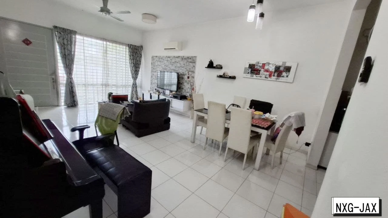 Petunia Bandar Bukit Raja Klang Double Storey House For Sale — photo 2