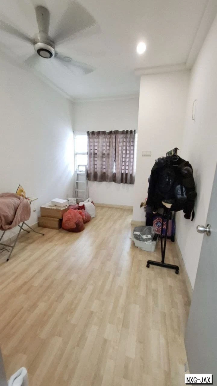 Petunia Bandar Bukit Raja Klang Double Storey House For Sale — photo 8