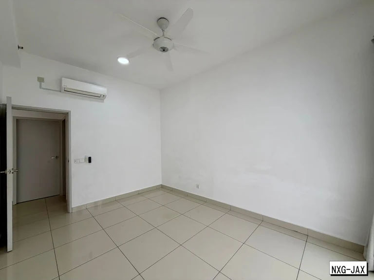Setia City Residences — Partially Furnished Higher-Floor Condominium For Rent — photo 6
